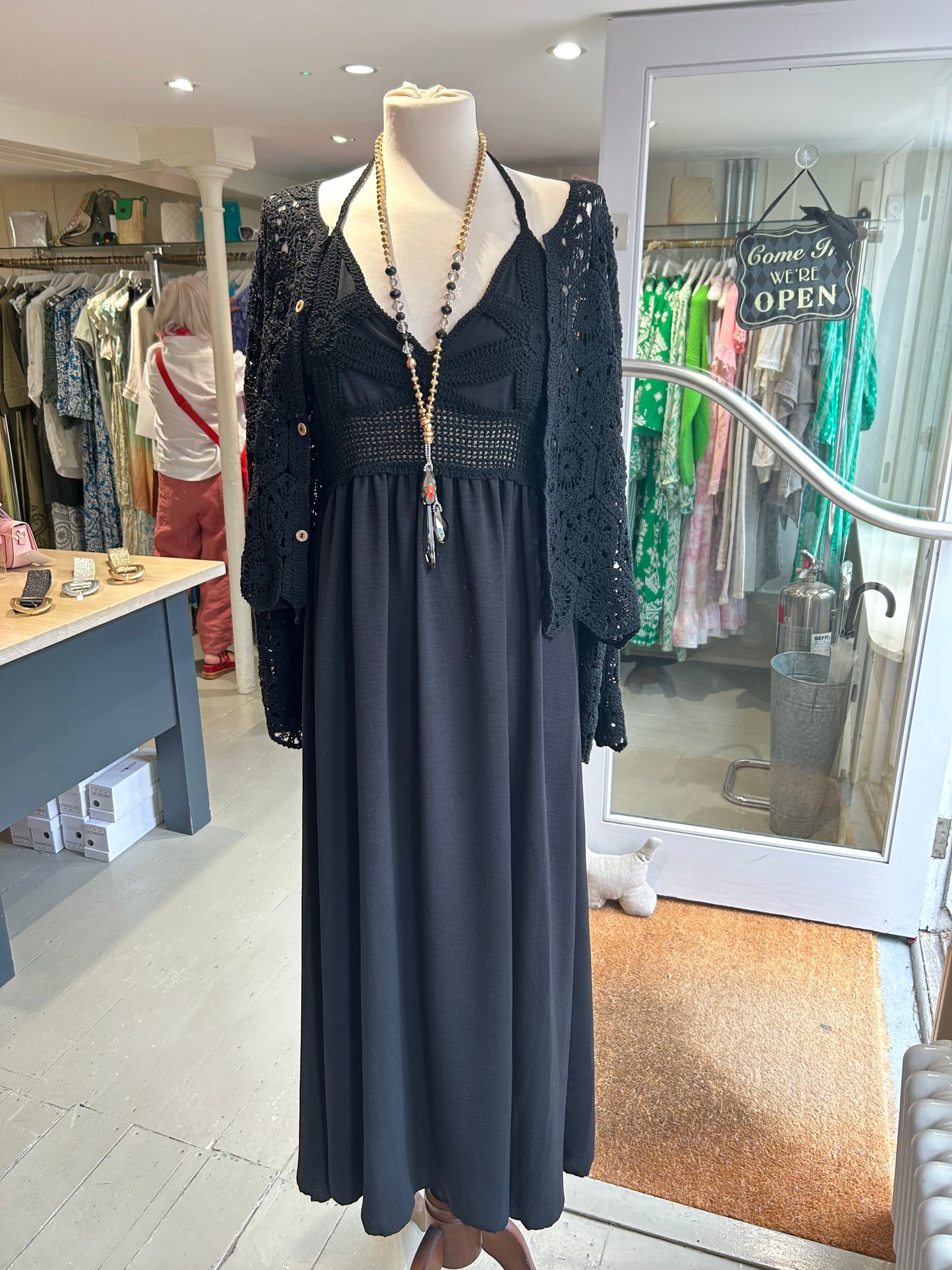 Crochet Buttoned Cardigan - Black