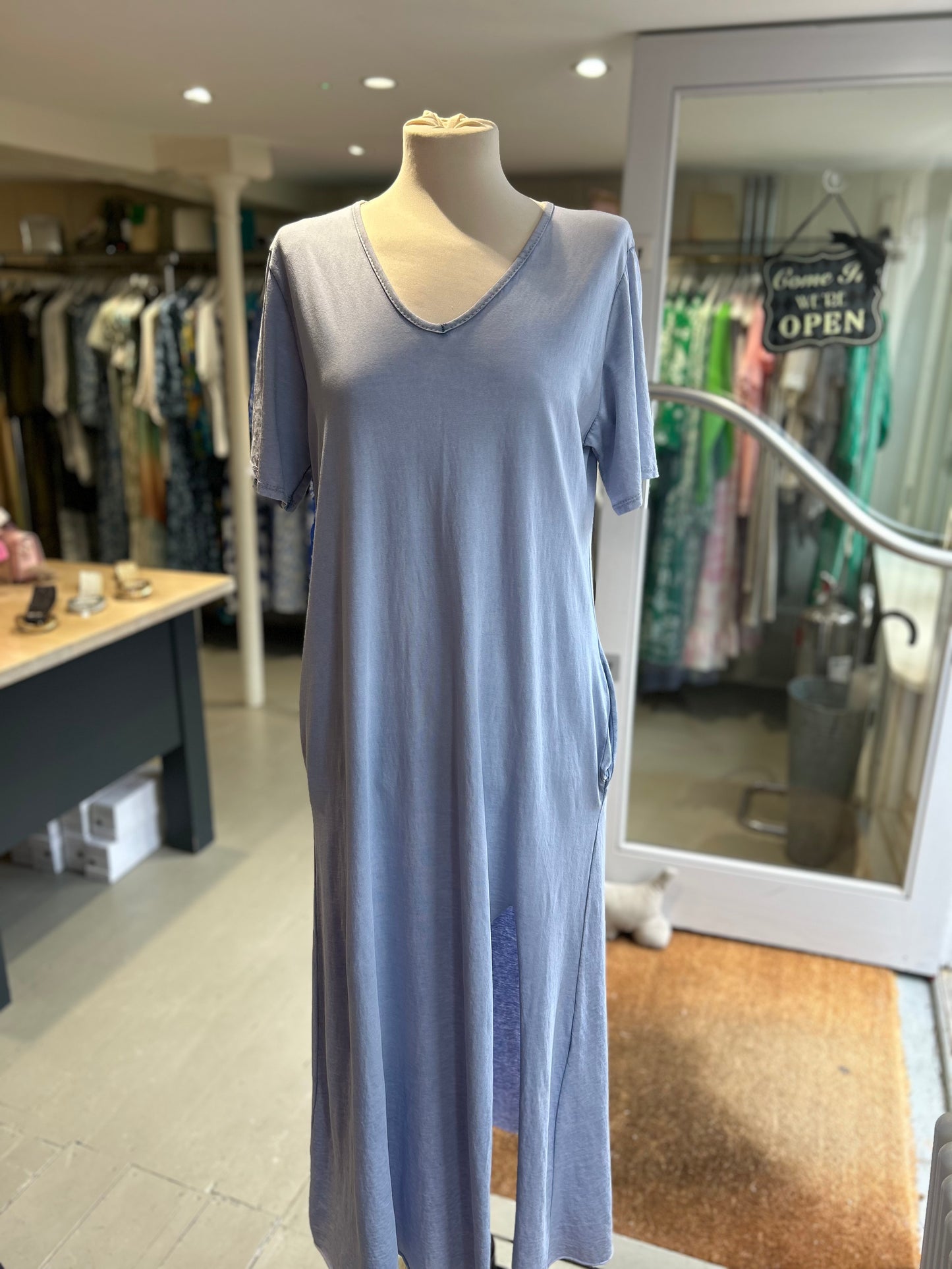 Basic V Neck Short-Sleeve Dress - Blue