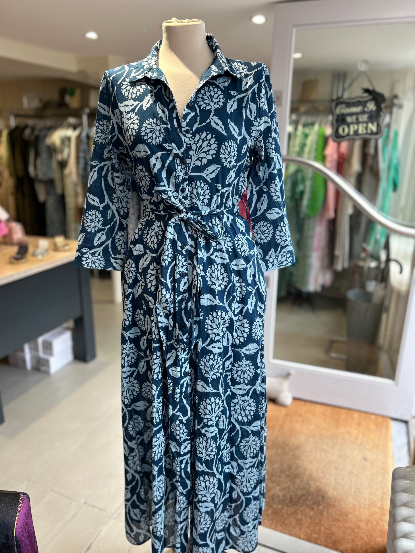 Mid-Sleeve Button Down Patterned Shirtdress - Navy & Sky Blue