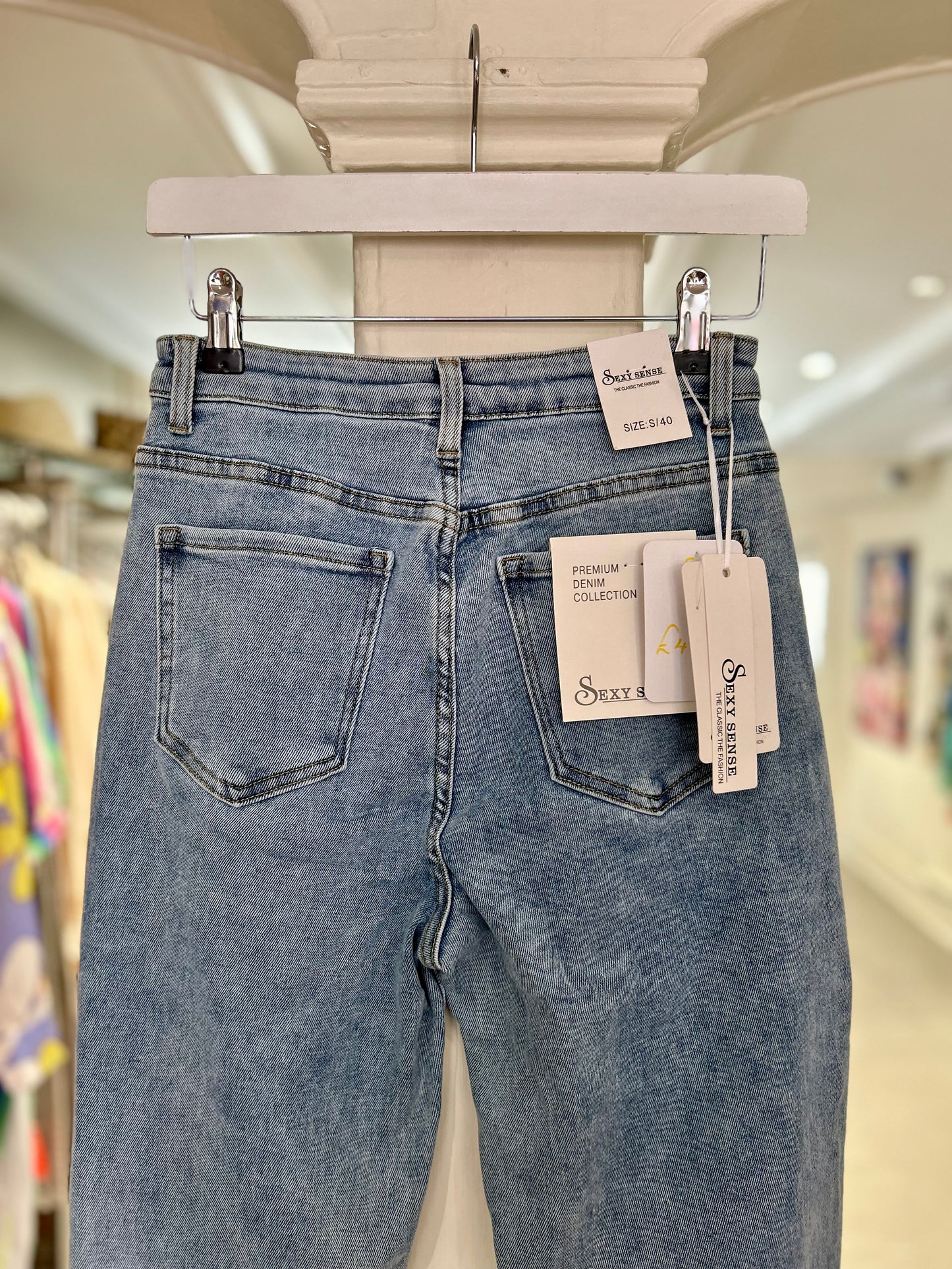 High Waisted Boyfriend Jeans - Mid Wash